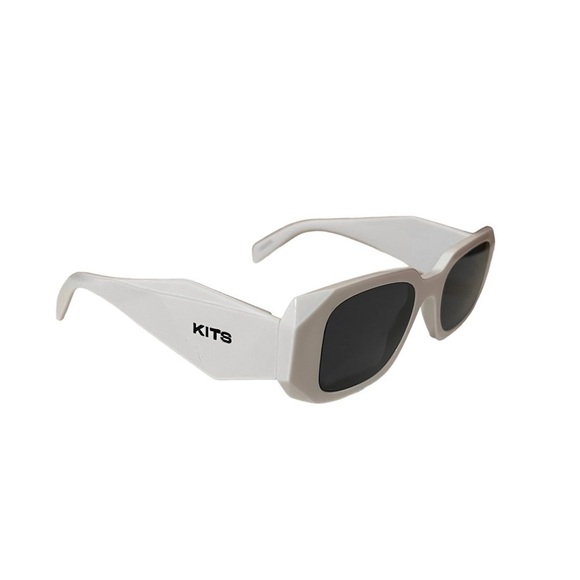 NEW - Kits Vintage Rectangular Style White Sunglasses Womens - Picture 5 of 8